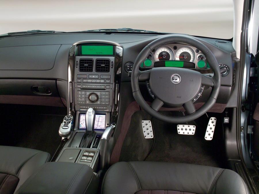  Holden HSV Grange 2004 года  (фото 2 из 4)
